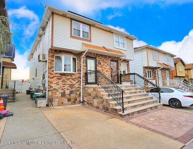 91 Cotter Ave, Staten Island, NY 10306 - photo 2