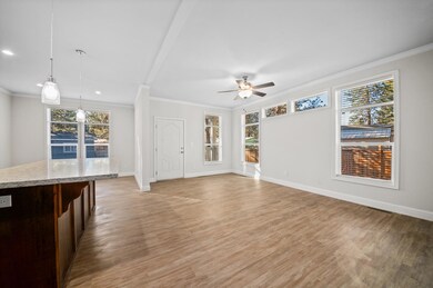 19950 Driftwood Ln unit 323, Bend, OR 97702 - photo 6