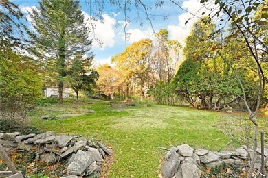 66 Aberdeen Rd, Riverside, RI 02915 - photo 3