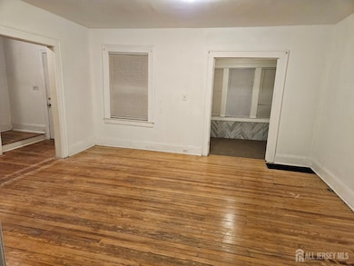 203 S Washington Ave, Dunellen, NJ 08812 - photo 3