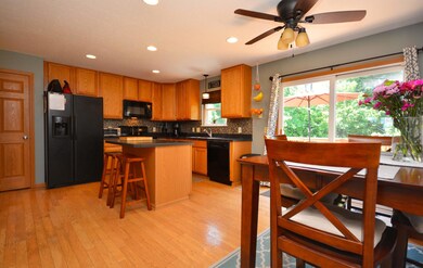 Eating Space- Kitchen