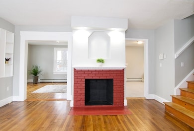 192 Marsden St, Springfield, MA 01109 - photo 5