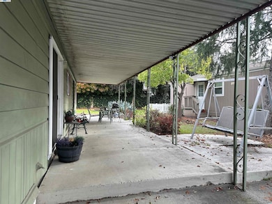 319 Winnipeg Green, Fremont, CA 94538 - photo 5