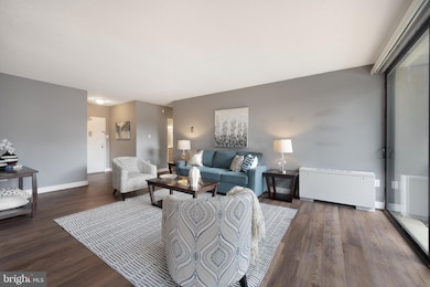 Hyde Park Condominium unit 107, Arlington, VA 22203 - photo 4