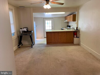 3025 W Germantown Pike unit 2ND FLOOR, Norristown, PA 19403 - photo 2