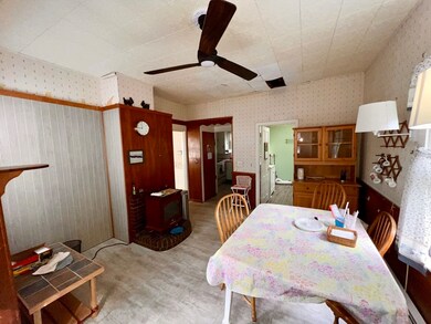 7 Myrtle St, Middleboro, MA 02346 - photo 5