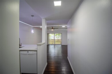 8401 Royal Palm Blvd unit 8401, Coral Springs, FL 33065 - photo 2