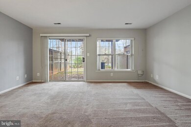 43142 Huntsman Square, Broadlands, VA 20148 - photo 5