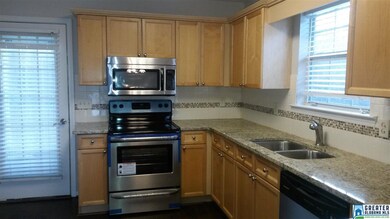 195 Flagstone Ln, Calera, AL 35040 - photo 5