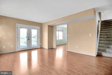 626 Knightsbridge Dr, Hagerstown, MD 21740 - photo 7