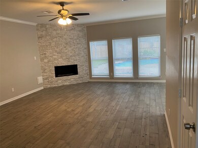 2402 Daytona Ct, Friendswood, TX 77546 - photo 6