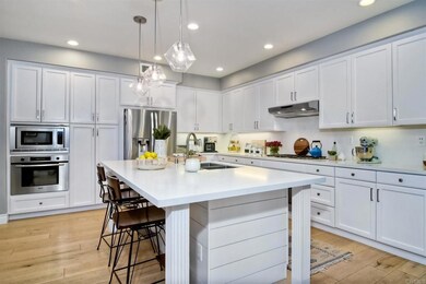 6725 Limonite Ct, Carlsbad, CA 92009 - photo 5