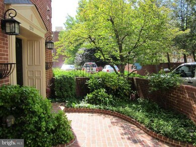 200 Governors Ct, Falls Church, VA 22046 - photo 3