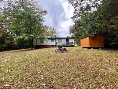 2400 Eastover Place, High Point, NC 27265 - photo 2