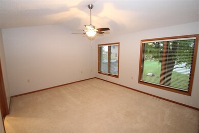 3025 Pheasant Dr unit B, Cedar Falls, IA 50613 - photo 6