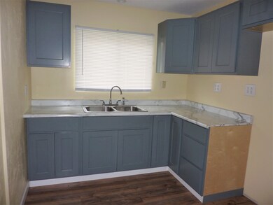 1321 E 27th St, Anderson, IN 46016 - photo 6