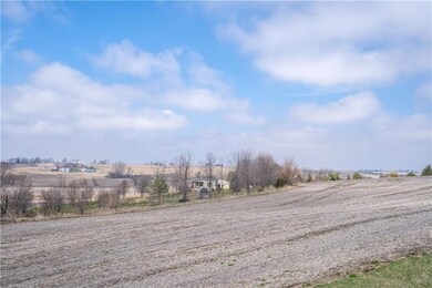 6899 N 19th Ave W, Newton, IA 50208 - photo 7