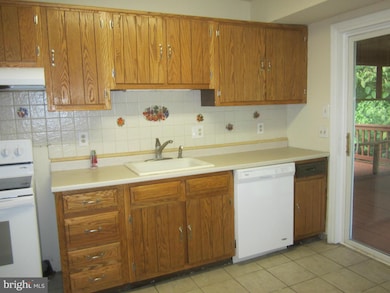 9109 Minneapolis Ave, North Beach, MD 20714 - photo 5