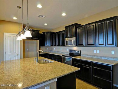 006_Kitchen (2)