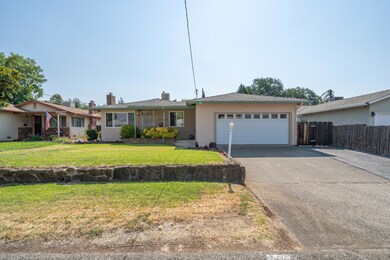 2845 Regal Ave, Redding, CA 96002 - photo 5