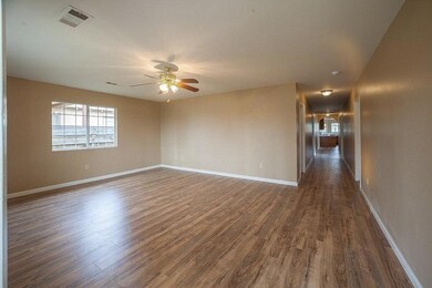 b77b2c16b244c4faa7559b68e92090ef-uncropp