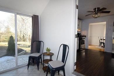 25 Hillside Ave, Middleboro, MA 02346 - photo 5