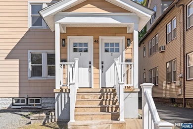 46 James St, Montclair, NJ 07042 - photo 2