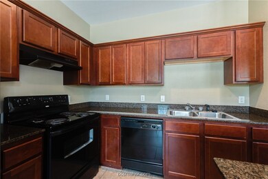 1811 George Bush Dr E unit 123, College Station, TX 77840 - photo 7