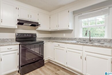 2112 Headrick Rd, Bessemer, AL 35022 - photo 4