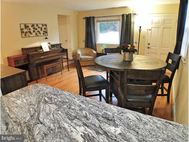 53 Fahnestock Rd, Malvern, PA 19355 - photo 5