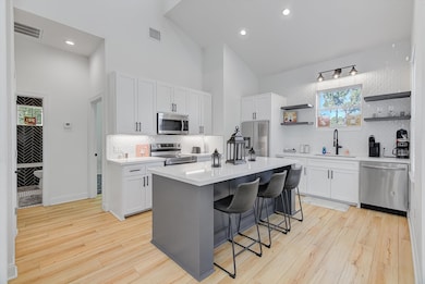 2614 Noble St, Houston, TX 77026 - photo 7