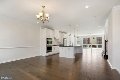 42601 Lisburn Chase Terrace, Chantilly, VA 20152 - photo 6