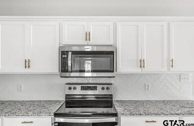 2910 Oliver St, Tyler, TX 75701 - photo 6