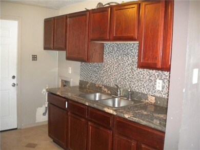 308 Kelvin Ave, El Paso, TX 79915 - photo 5