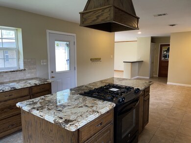 7610 Rolling Fork Ln, Houston, TX 77040 - photo 3