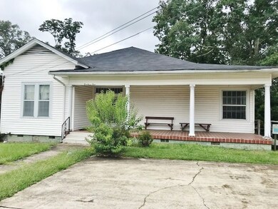 534 W Michigan Ave, McComb, MS 39648 - photo 2