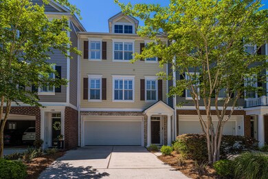 155PalmCoveWay04