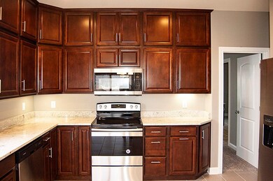 5745 Victory Dr, Columbus, IN 47203 - photo 4