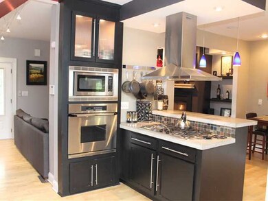 210 Hanford St, Columbus, OH 43206 - photo 6