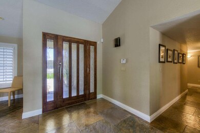 003_Foyer