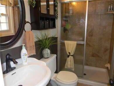 Master Bath/Spa. Updated bath