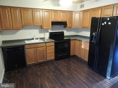 2700 Noblewood Ct, Bowie, MD 20716 - photo 4