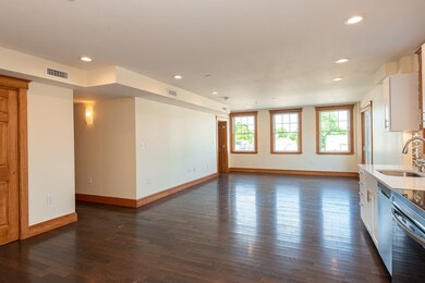 44 Maple St unit 3, Danvers, MA 01923 - photo 2