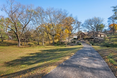 5680 Cloverland Dr, Brentwood, TN 37027 - photo 2