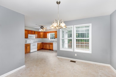 381 Bailey Ln, Pleasant View, TN 37146 - photo 4