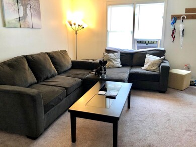 1 E Clairmont Ct living room
