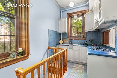 102 Prospect Park W unit 2, Brooklyn, NY 11215 - photo 4