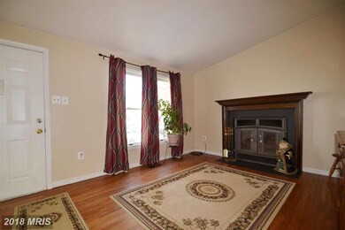 7416 Oakland Mills Rd, Columbia, MD 21046 - photo 4