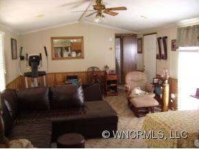 29 Marion Rd, Leicester, NC 28748 - photo 3