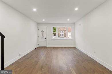 1903 S Alder St, Philadelphia, PA 19148 - photo 3